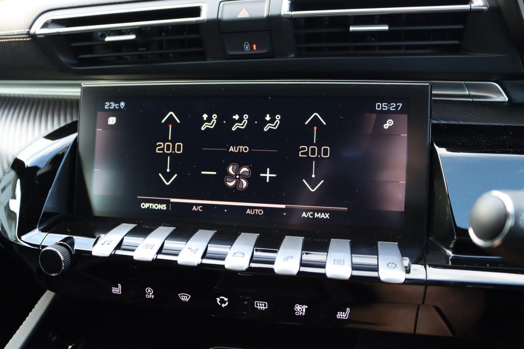 2020 Peugeot 508 GT Fastback climate control