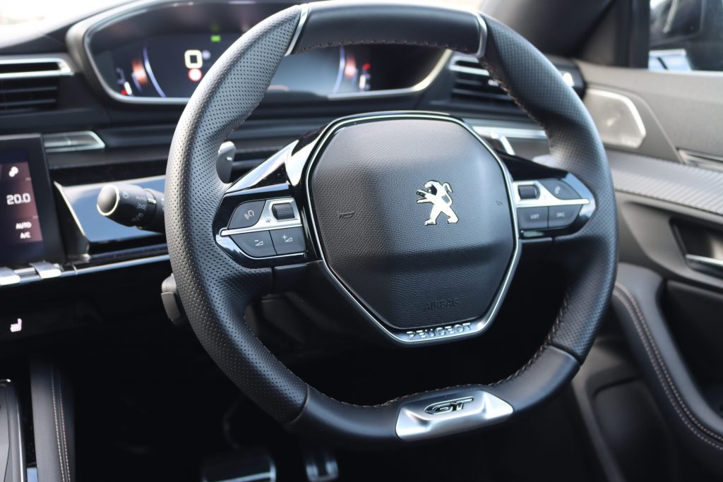 Peugeot 508 leather steering wheel