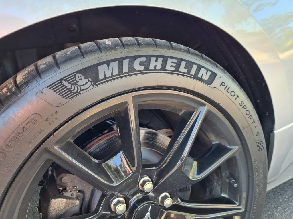 Ford Mustang Michelin Pilot Sport 4S