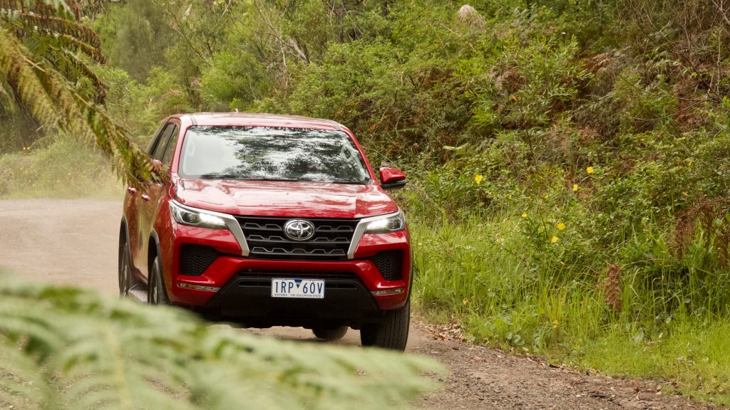 2021 Toyota Fortuner 2021 Mitsubishi Pajero Sport