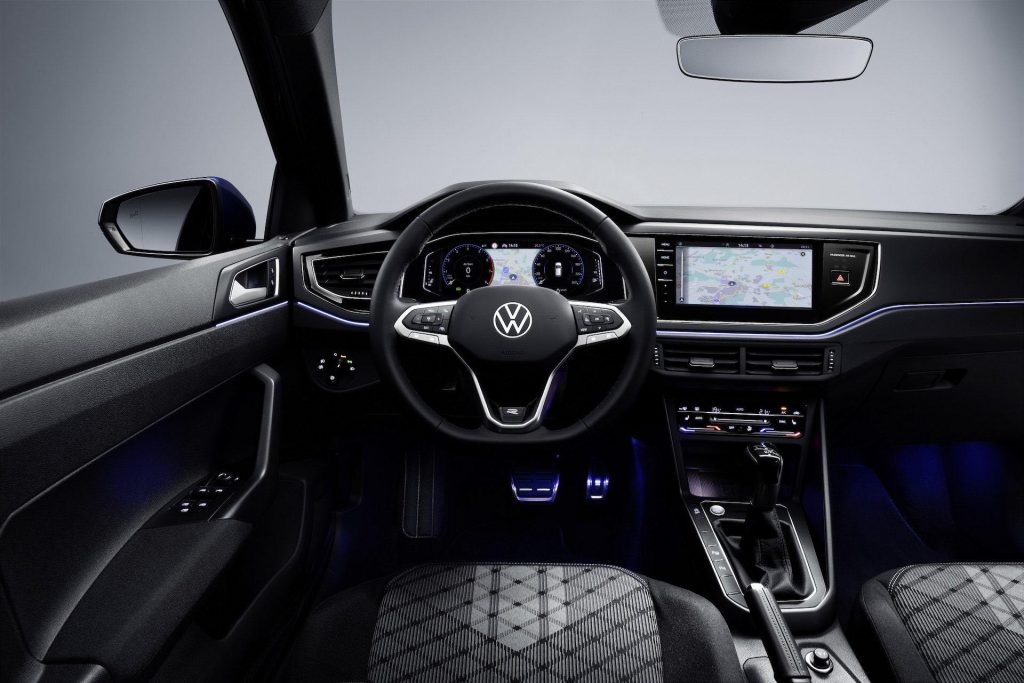VW Polo Facelift Interior