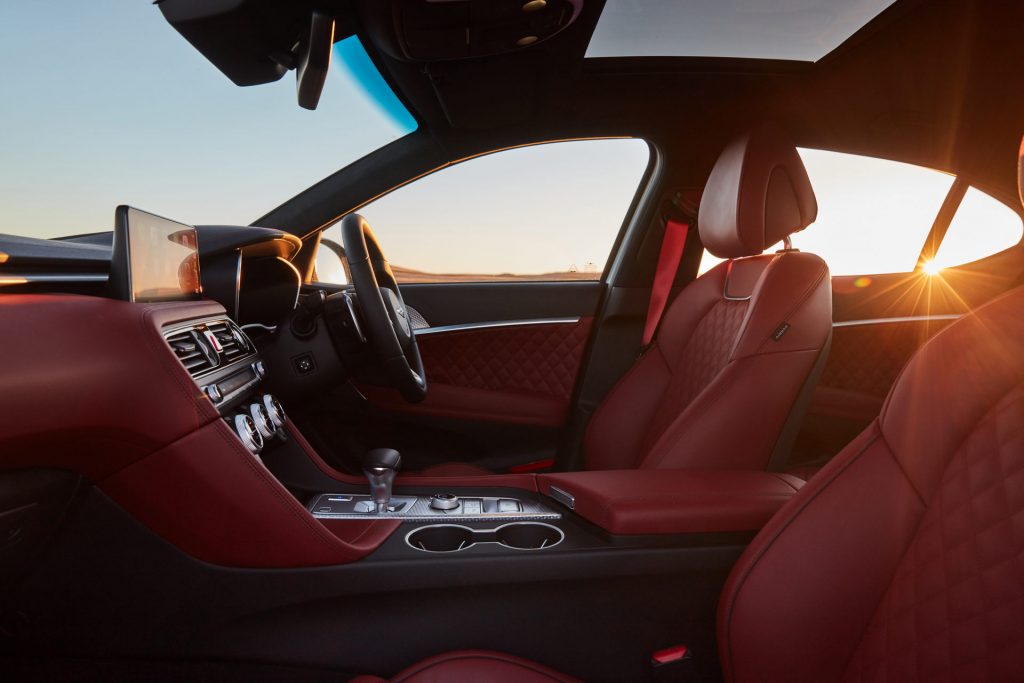 Genesis G70 interior