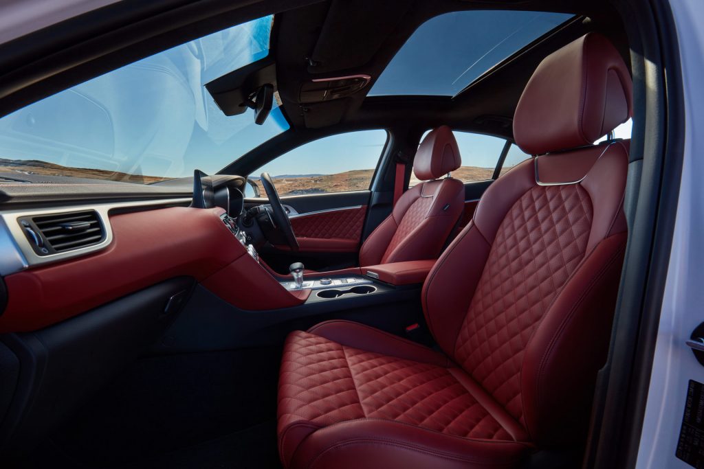 Genesis G70 interior