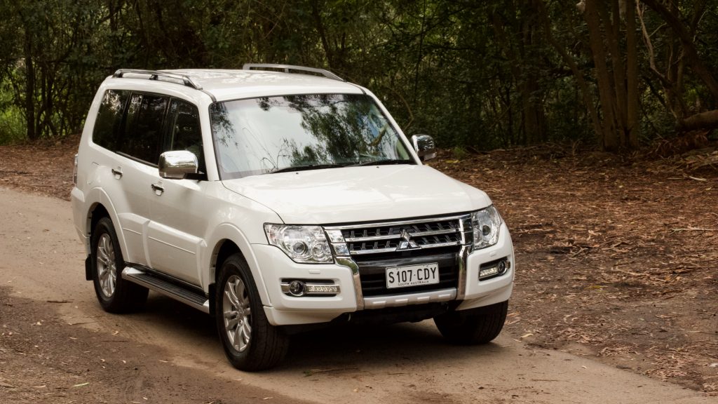 2021 Mitsubishi Pajero GLS