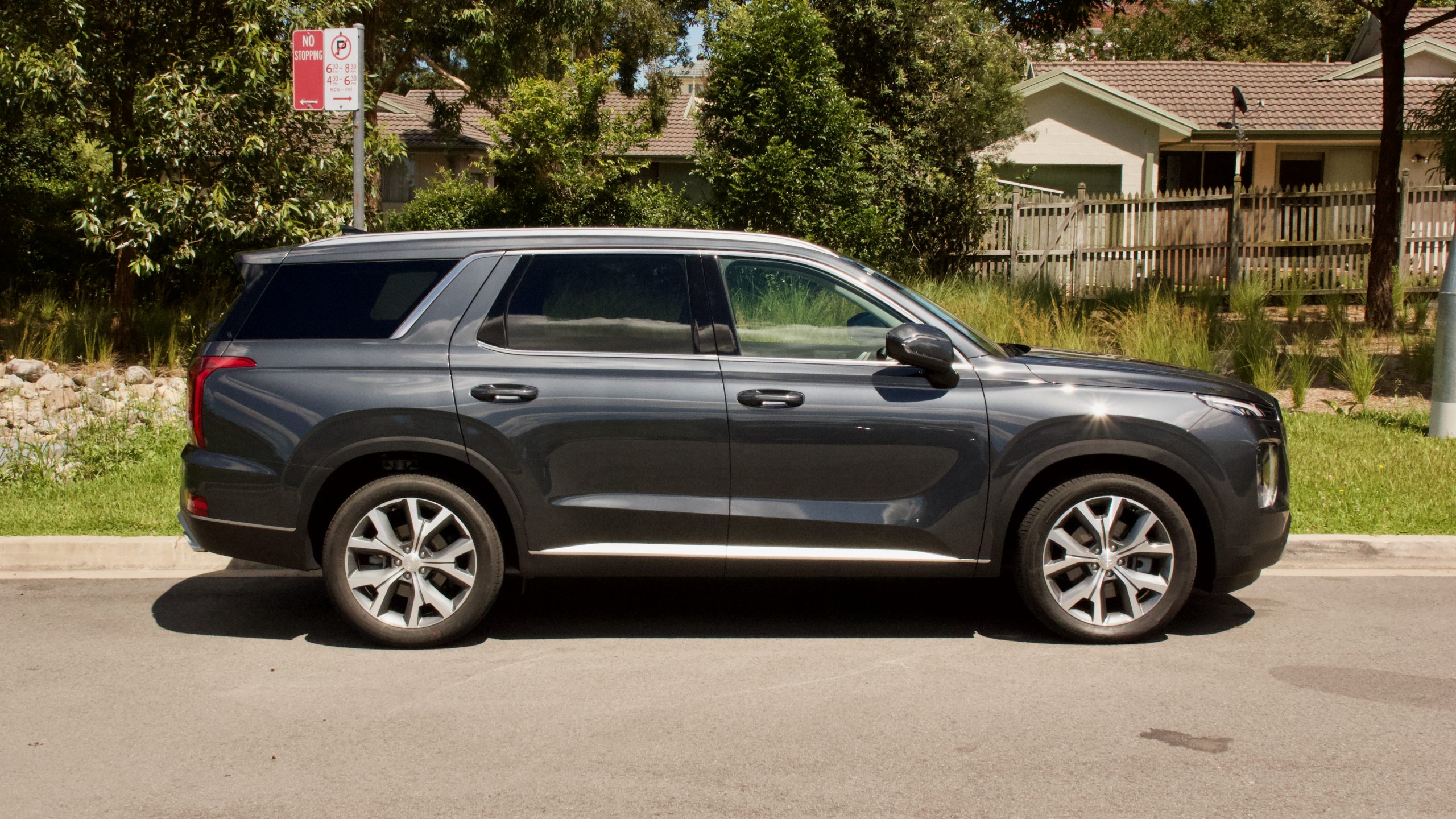 2021 Hyundai Palisade Highlander Review | DiscoverAuto
