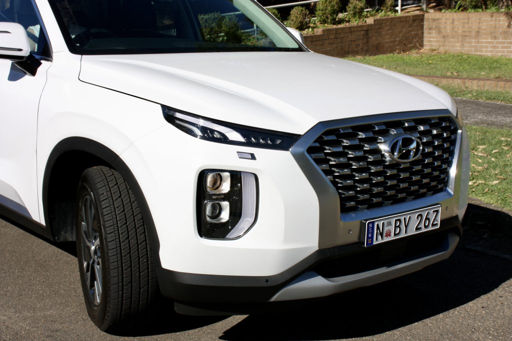 2021 Hyundai Palisade turning