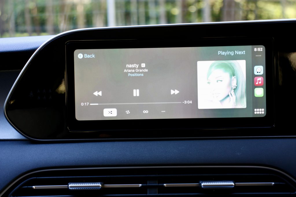 10.25-inch touchscreen with Apple CarPlay