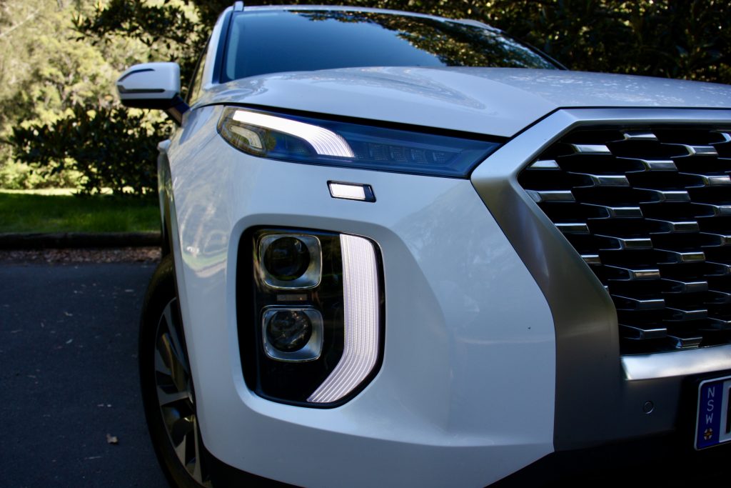 2021 Hyundai Palisade headlight