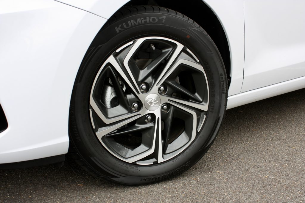 2021 Hyundai i30 alloy wheels