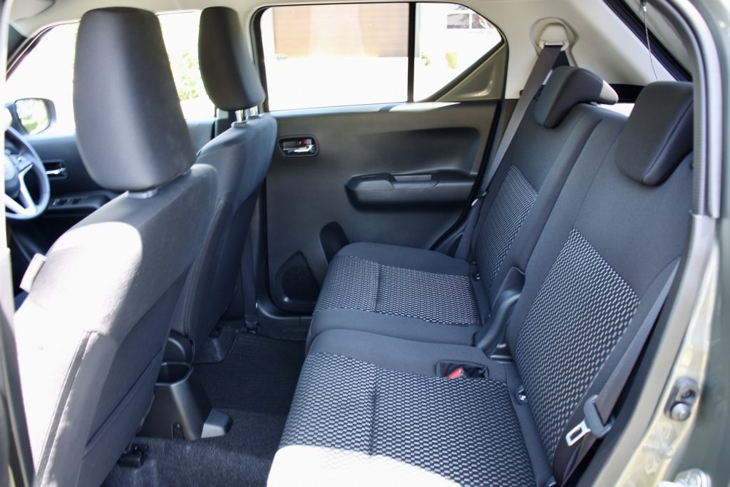 Suzuki Ignis GLX rear seats