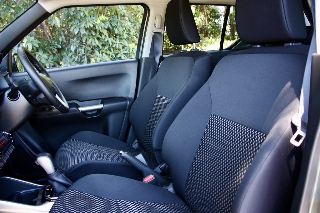 Suzuki Ignis seats
