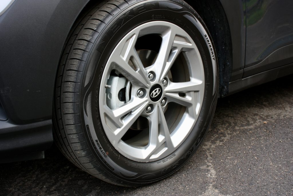 2021 Hyundai Kona Active wheels