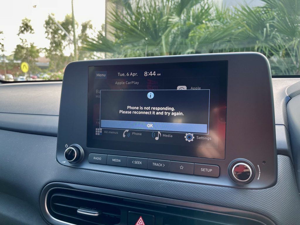 Apple CarPlay connection issues