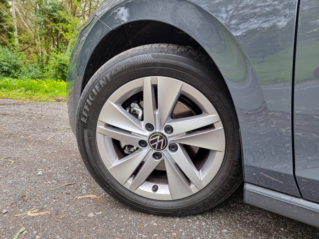 2021 VV Golf Mk8 alloy wheel