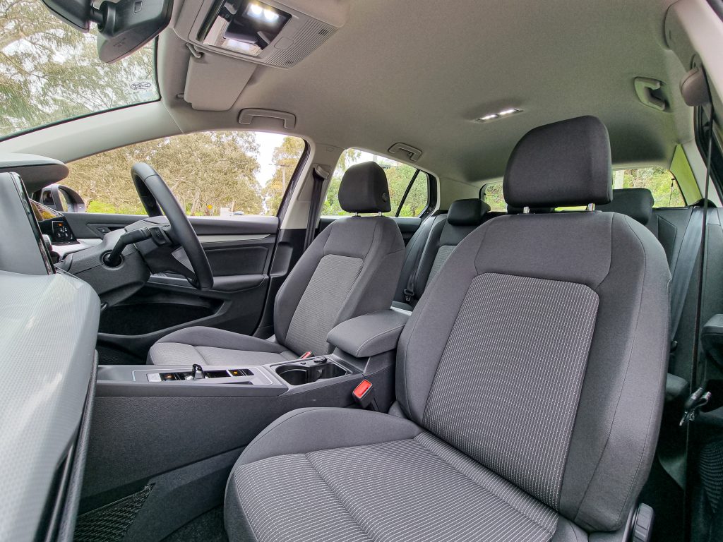2021 VV Golf Mk8 interior
