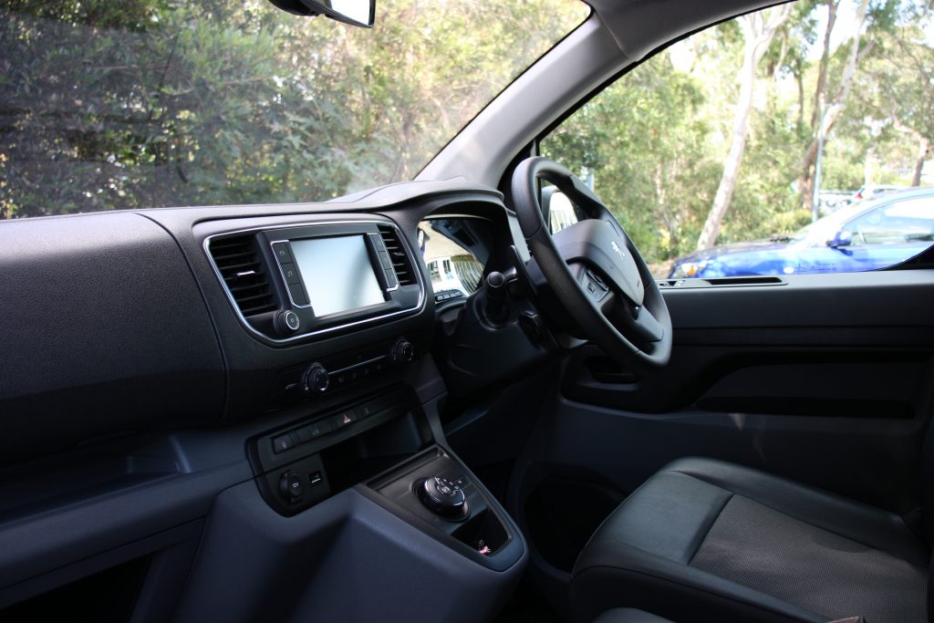 2021 Peugeot Expert interior