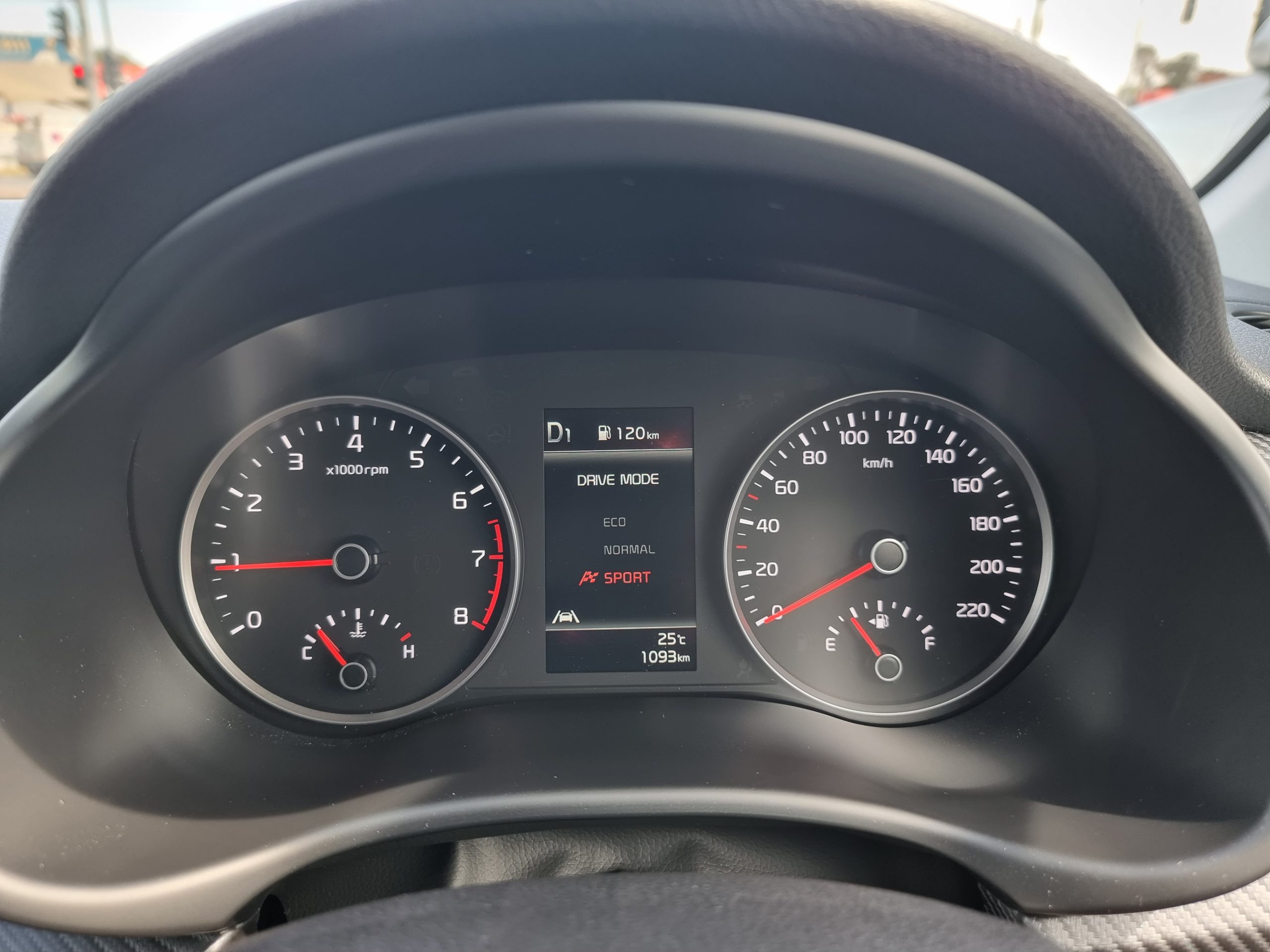 Kia Rio dials