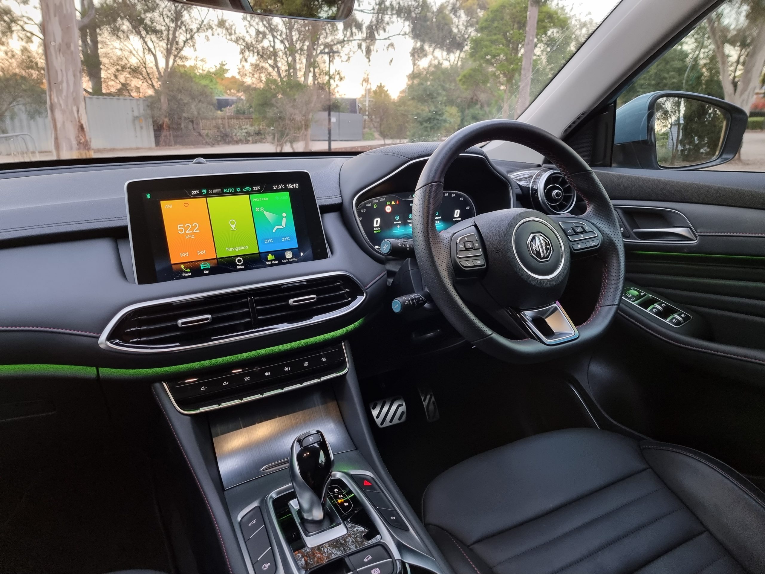 2022 MG HS PHEV interior