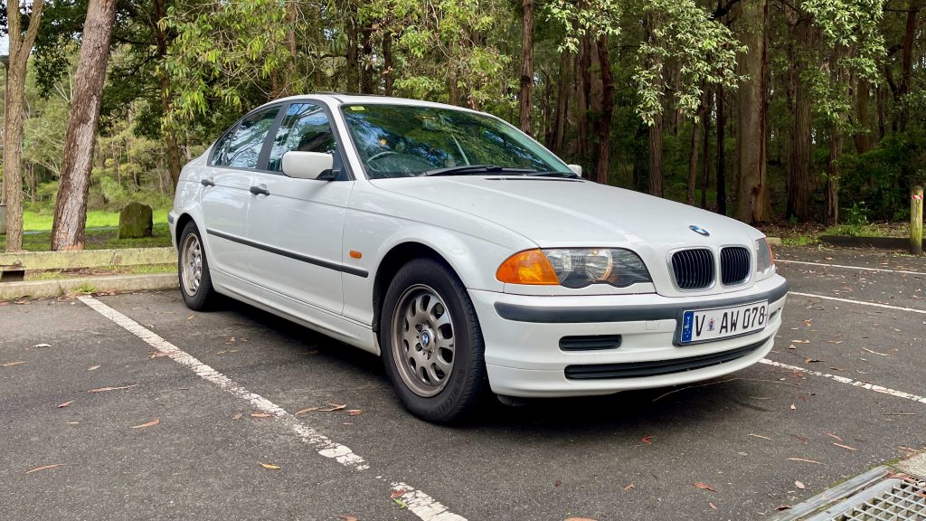 1999 BMW 318i e46