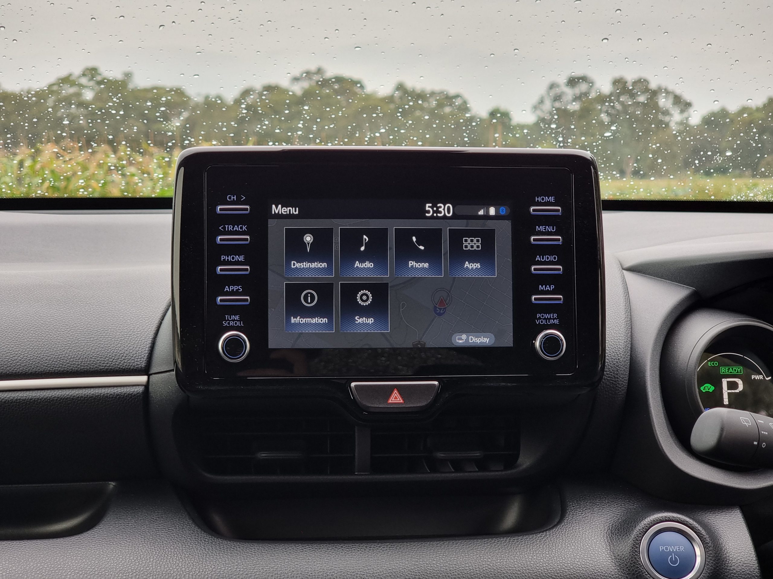 2022 Toyota Yaris SX Hybrid screen