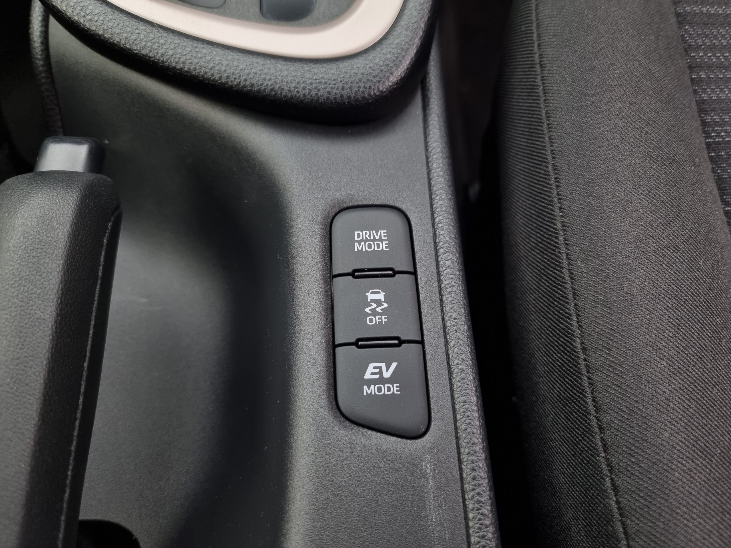 2022 Toyota Yaris SX Hybrid drive modes