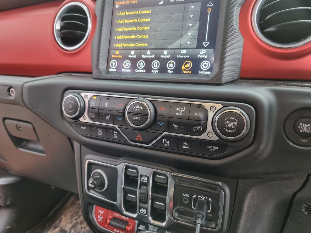 2023 Jeep Wrangler Rubicon interior