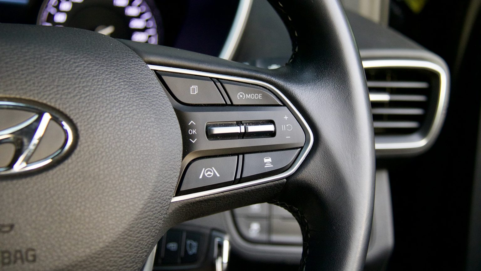 2023 Hyundai Santa Fe 2.2D AWD Review | DiscoverAuto