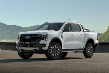 2024 Ford Ranger Plug-in Hybrid front