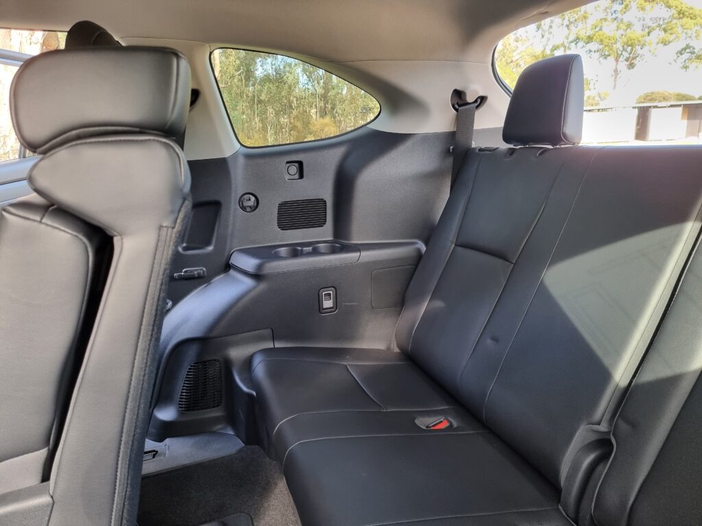 2023 Toyota Kluger interior