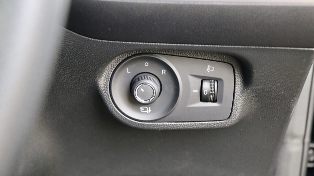 2023 MG 5 Essence Turbo Review | DiscoverAuto