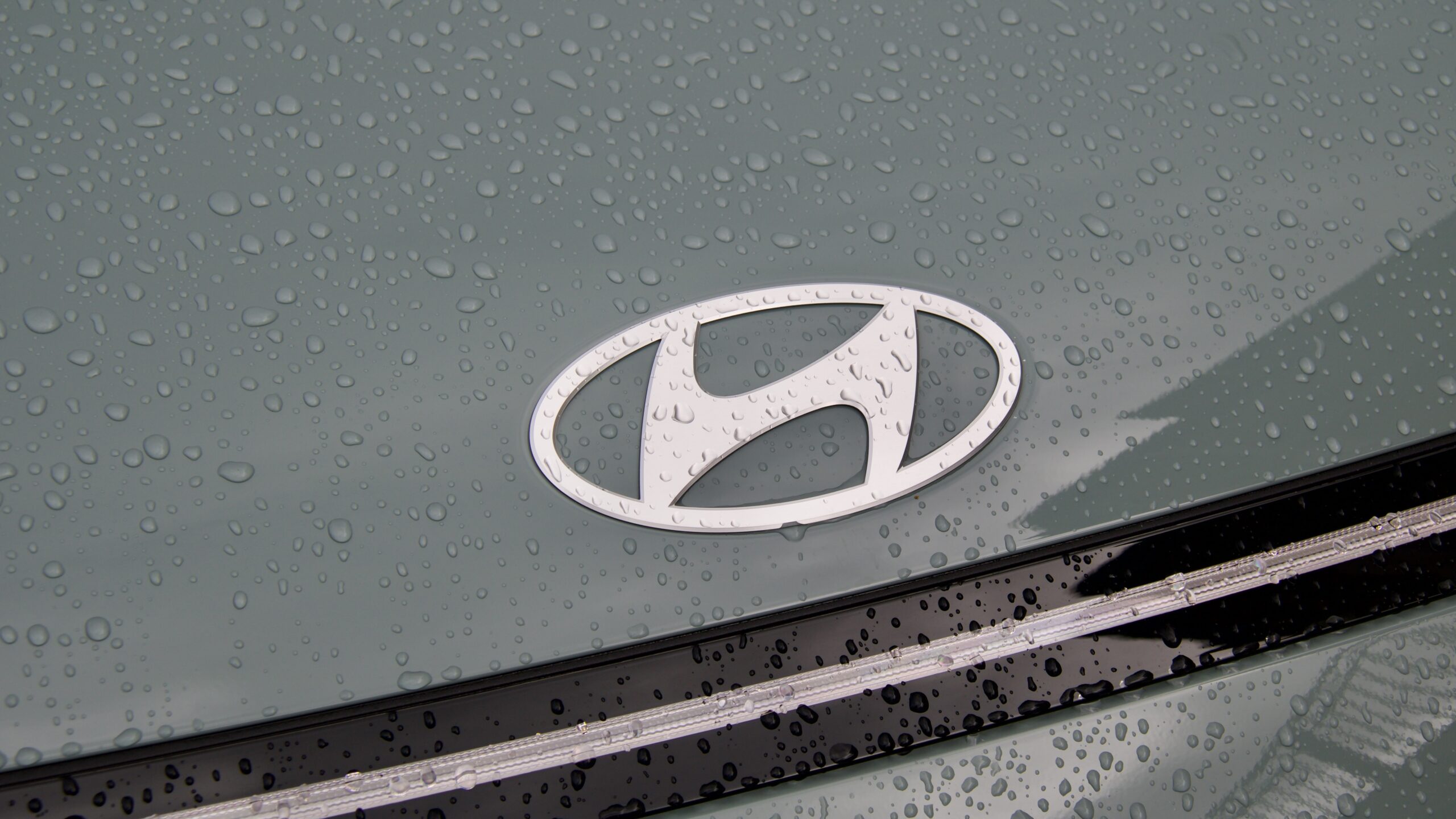 2023 Hyundai Kona Premium badge