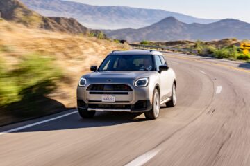 2024 Mini Countryman front 3/4 cover