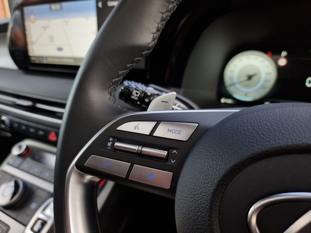 2024 Hyundai Palisade Elite interior