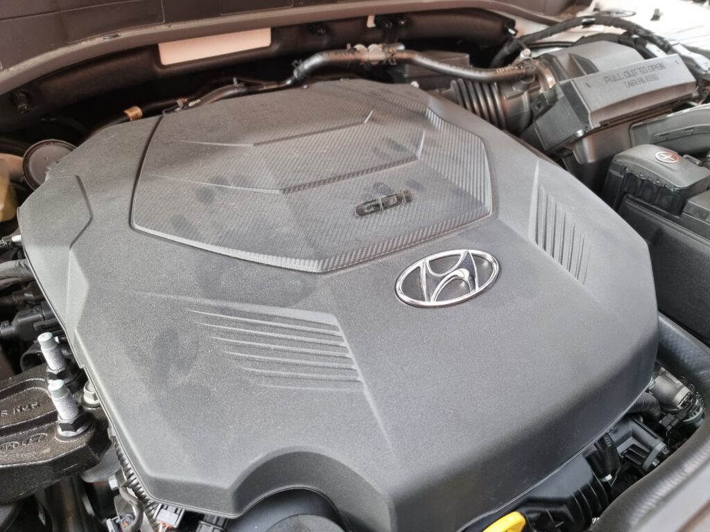 2024 Hyundai Palisade Elite engine