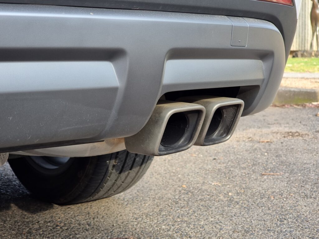 2024 Hyundai Palisade Elite exhaust