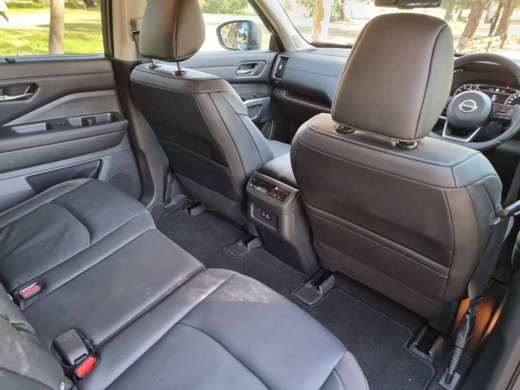 2024 Nissan Pathfinder interior