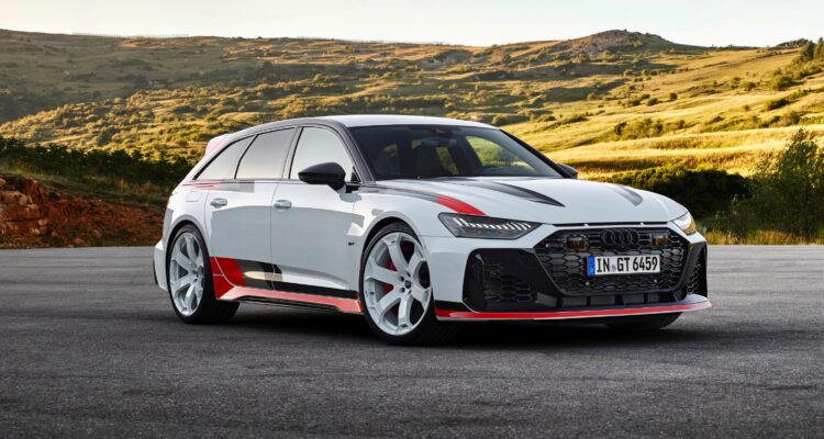 2024 Audi RS6 GT front 3/4 cover