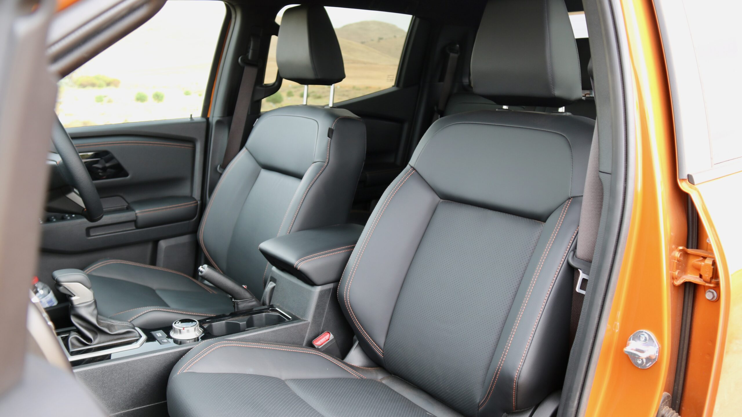 2024 Mitsubishi Triton front seats