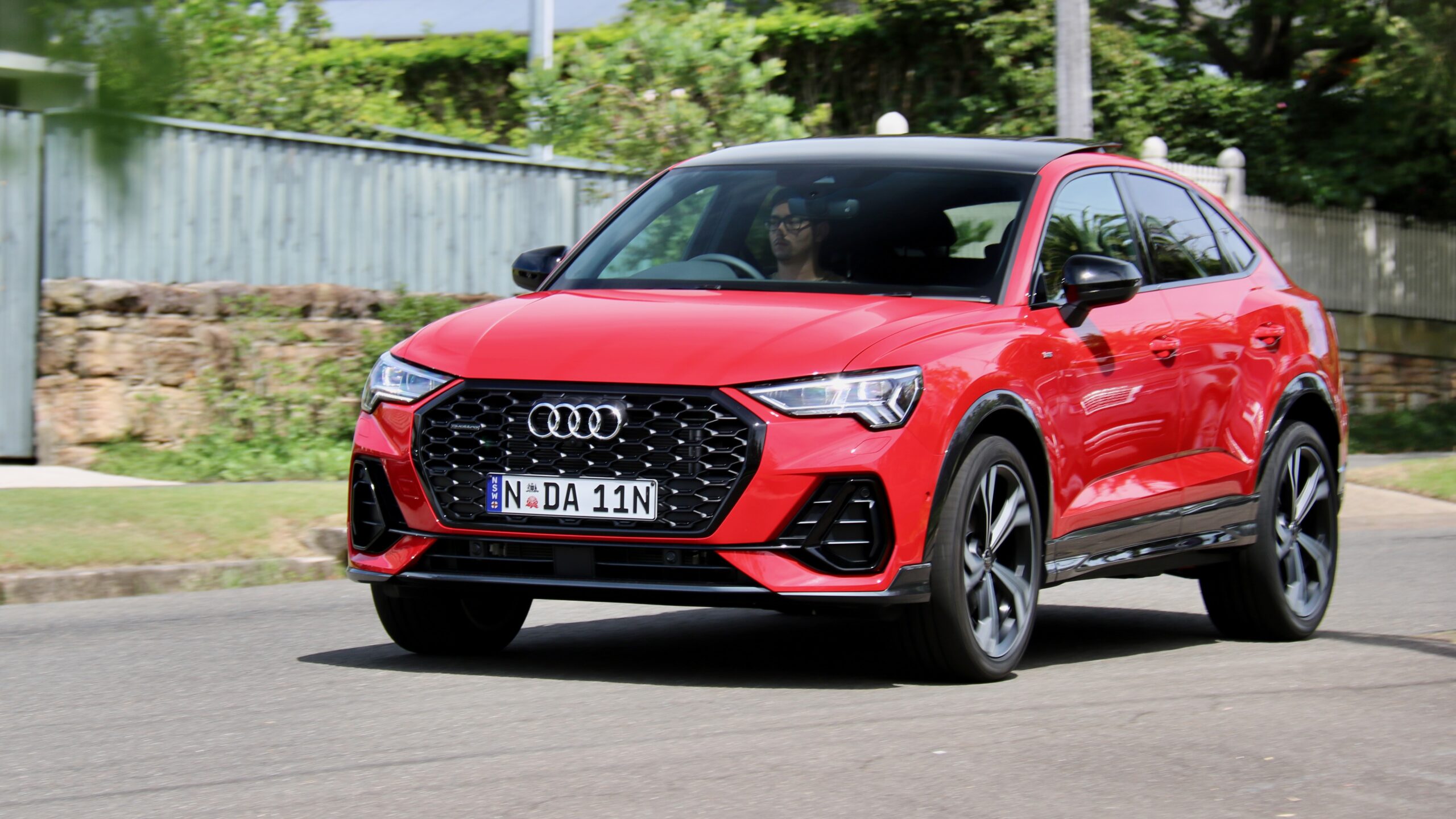 2024 Audi Q3 40 Sportback front 3/3