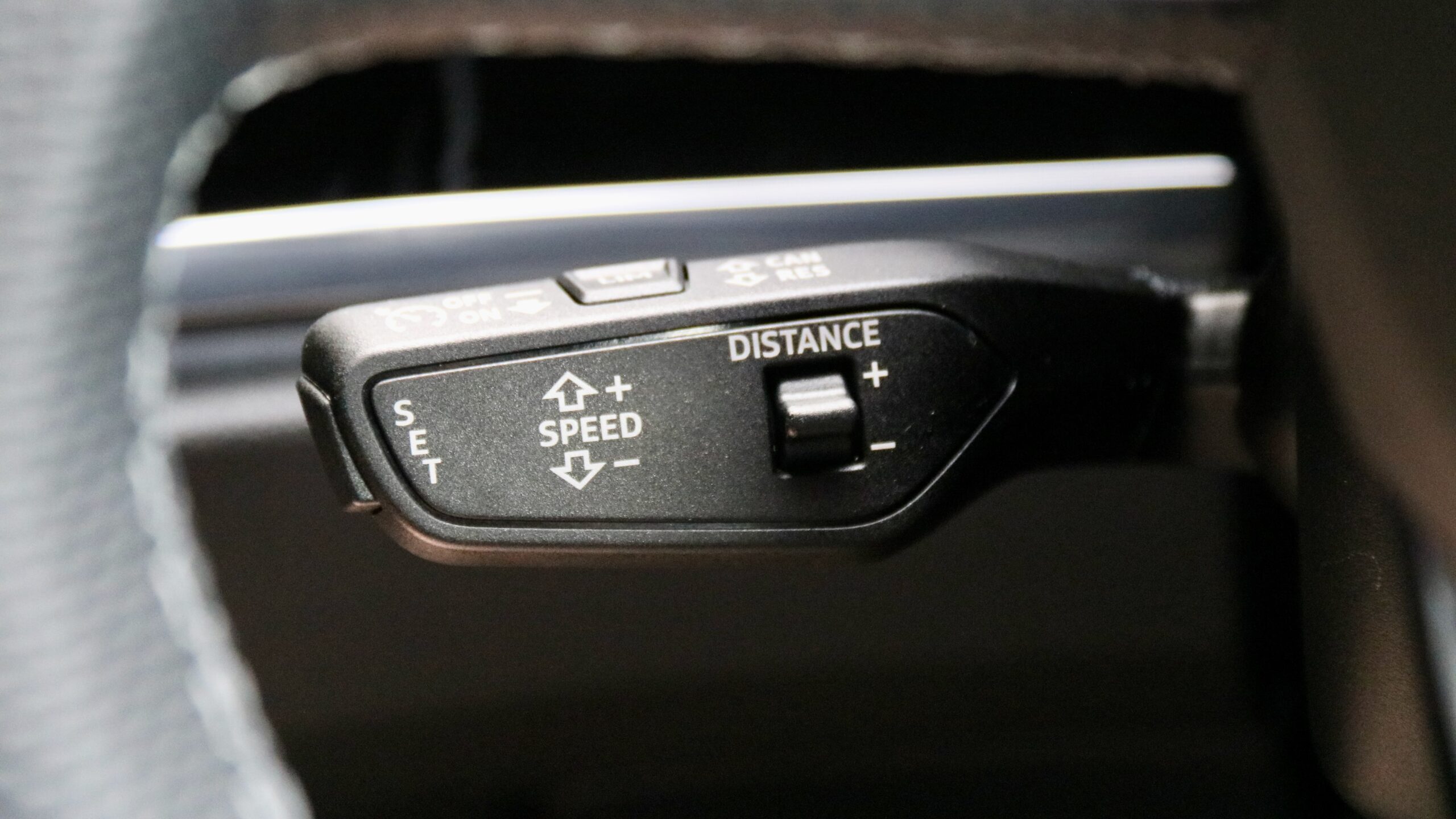 2024 Audi Q3 40 Sportback adaptive cruise control