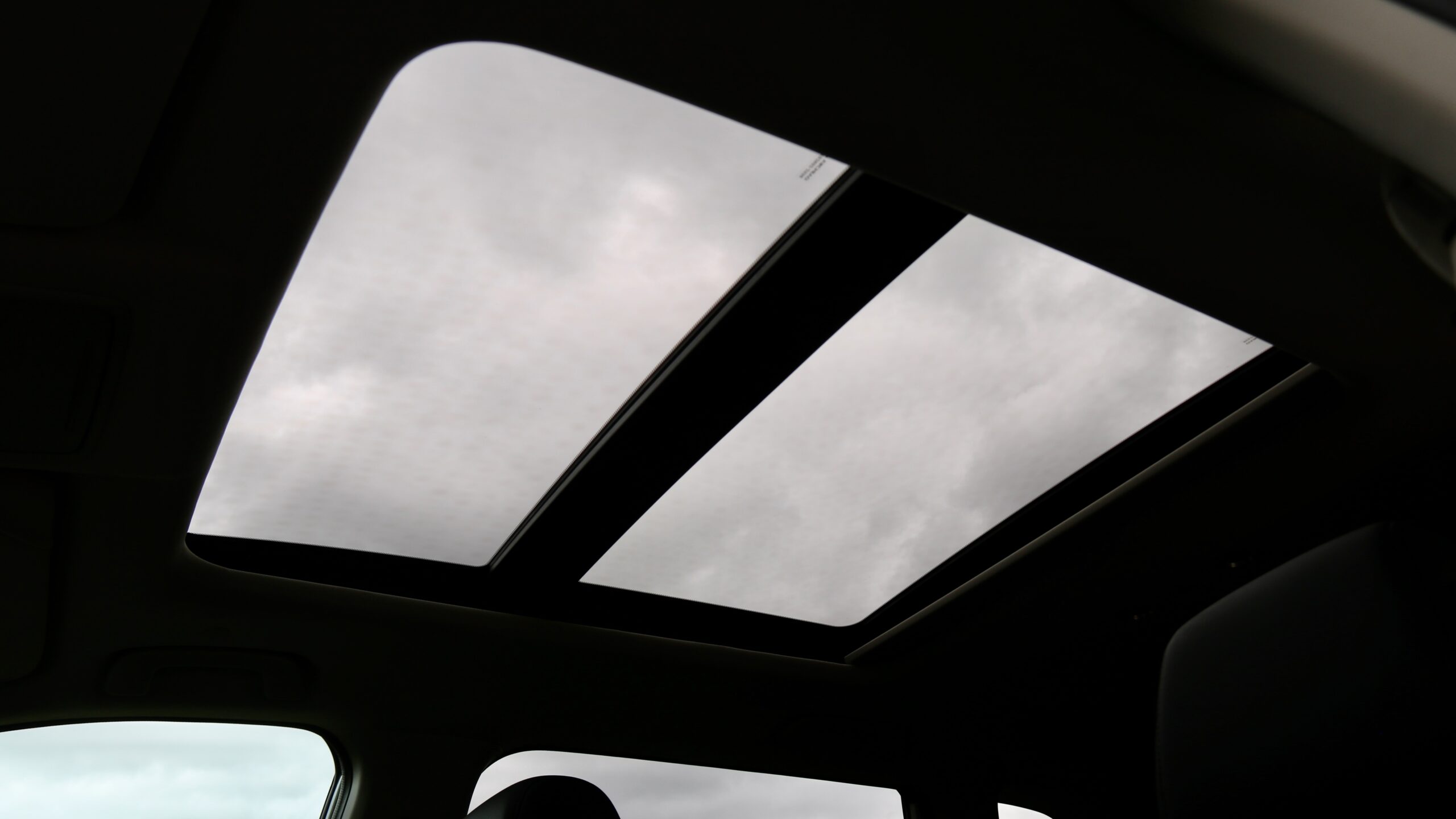 2024 Honda CR-V panoramic sunroof