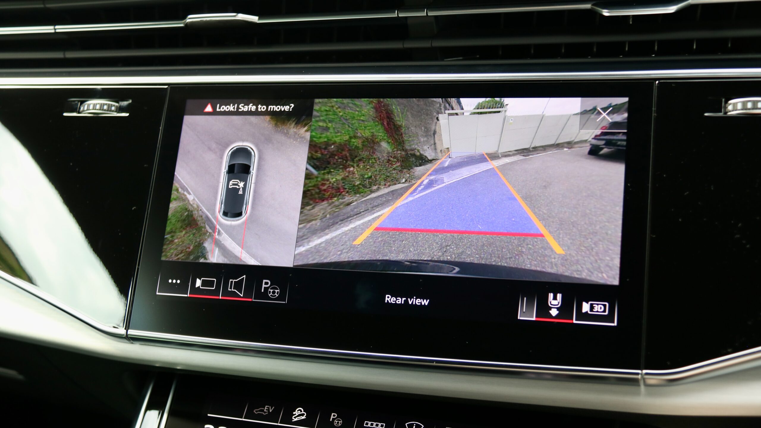 2024 Audi Q8