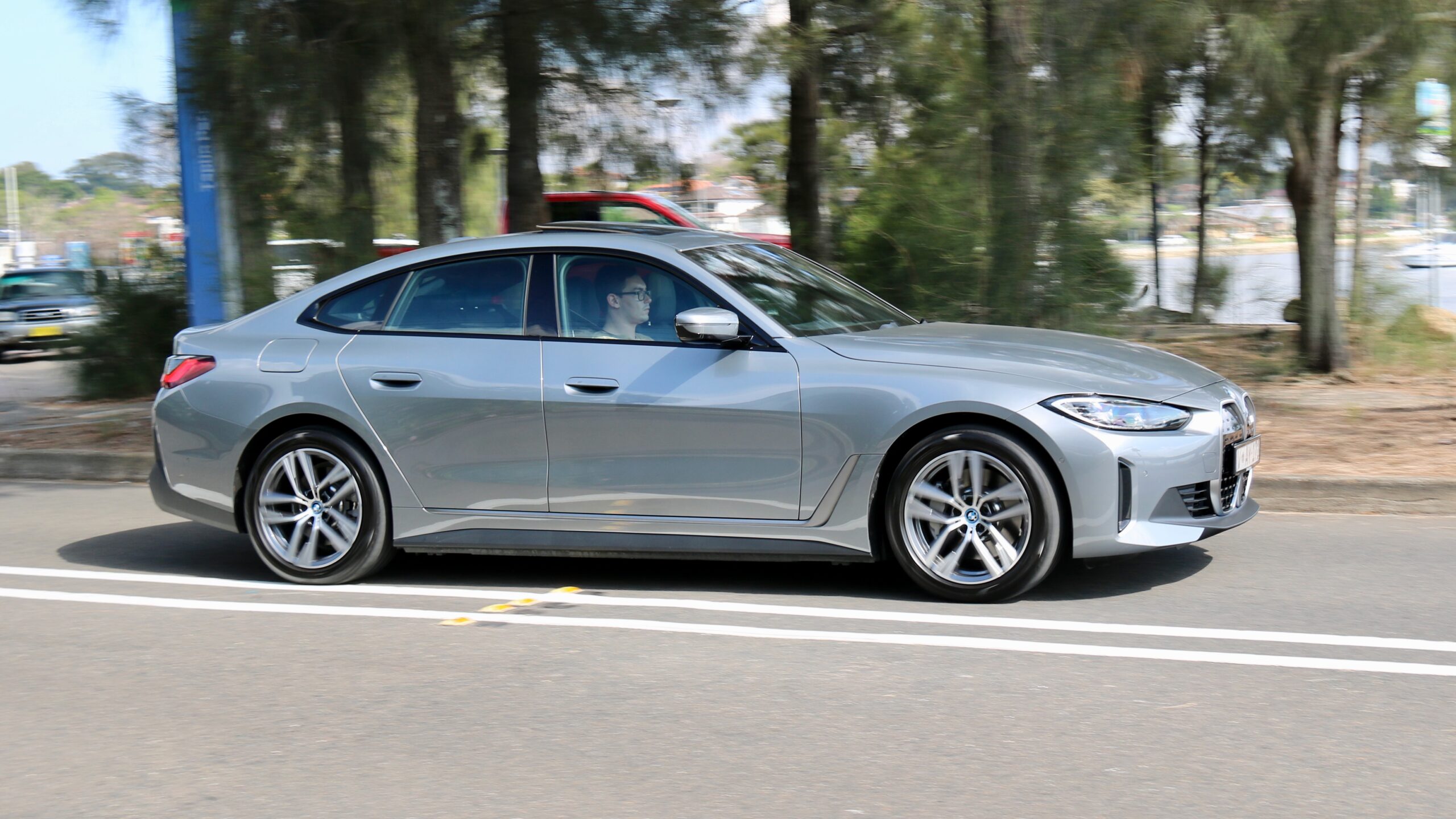 2024 BMW i4