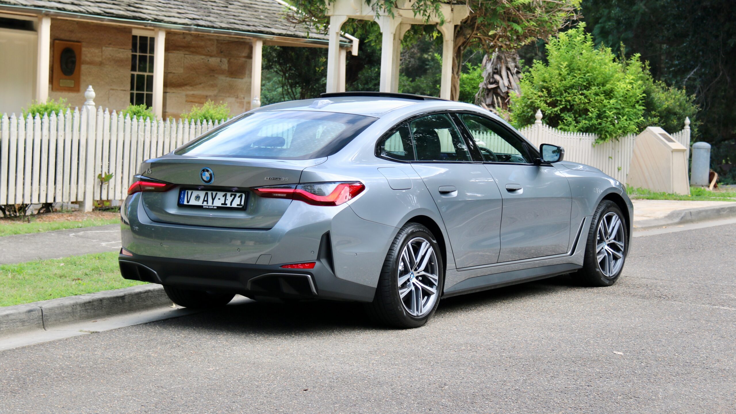 2024 BMW i4