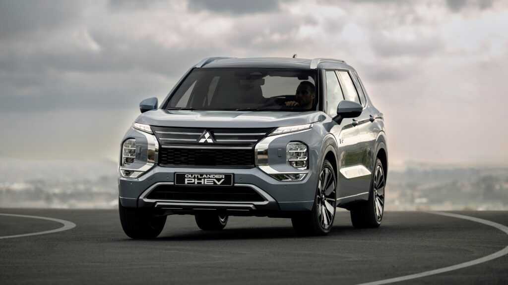 2025 Mitsubishi Outlander PHEV Upgraded with More EV Range DiscoverAuto